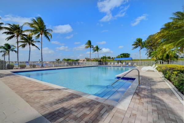 Springfield 2 At Lake Charleston, 7764 Springfield Lake Dr, Lake Worth, Florida 33467, image 1