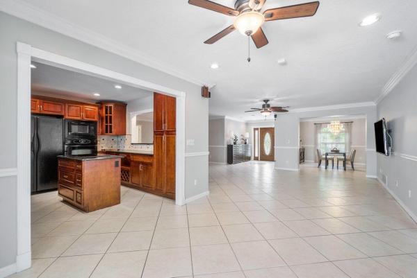 Floral Park Lantana, 6816 Osborne Dr, Lake Worth, Florida 33462, image 1