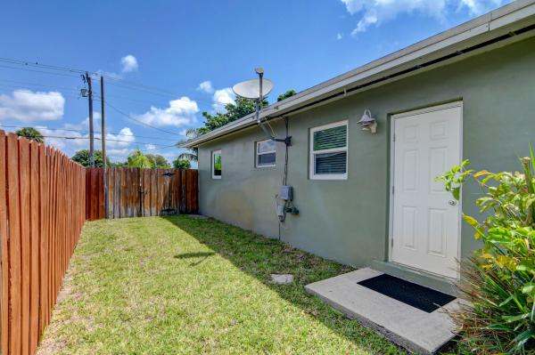 Palm Springs Village, 136 Longfellow Dr, Palm Springs, Florida 33461, image 1