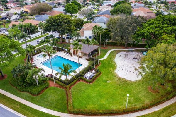 Cinnabar At Rainbow Lakes, 9209 Patina Dr, Boynton Beach, Florida 33472, image 1