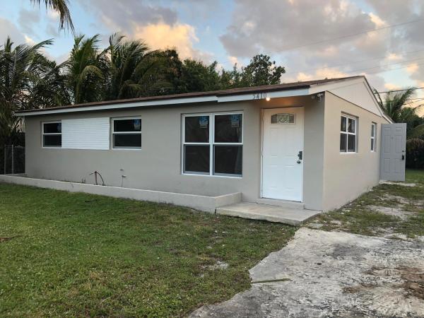 Gramercy Park, 5410 Helene Pl, West Palm Beach, Florida 33407, image 1