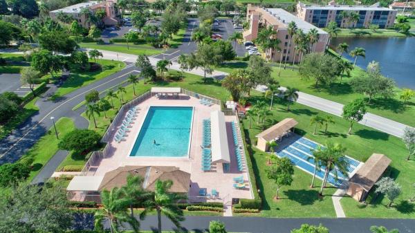 Huntington Lakes 5, 7310 Ashford Pl #305, Delray Beach, Florida 33446, image 1