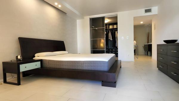 Camino Real Village, 5850 Camino Del Sol #305, Boca Raton, Florida 33433, image 2