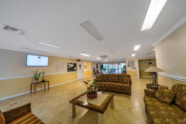 Abbey Village, 2 Abbey Ln #202, Delray Beach, Florida 33446, image 1