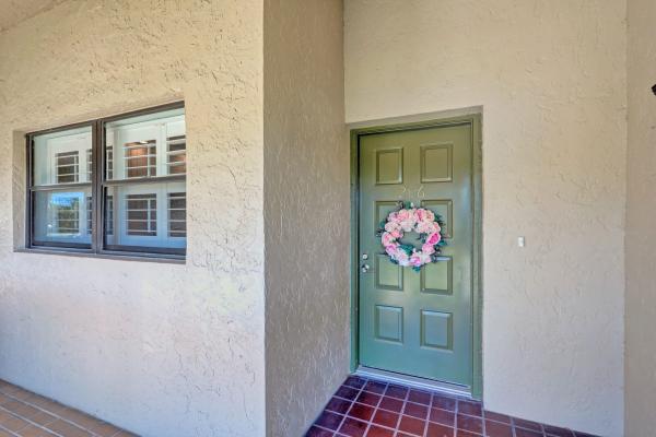 Pinewood At Eastpointe Country Club, 13403 Touchstone Pl #206, Palm Beach Gardens, Florida 33418, image 2
