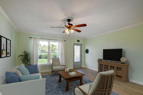 Emerald House, 219 Lakeview Ave #105, Lantana, Florida 33462, image 1