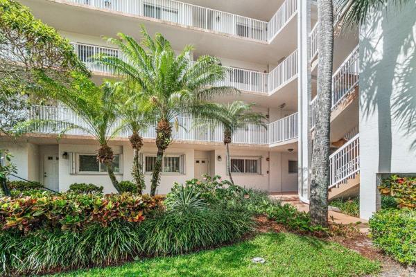 Fairway Club, 4734 Lucerne Lakes Blvd E #108, Lake Worth, Florida 33467, image 1