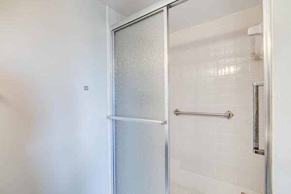 Huntington Lakes 5, 7260 Kinghurst Dr #104, Delray Beach, Florida 33446, image 2