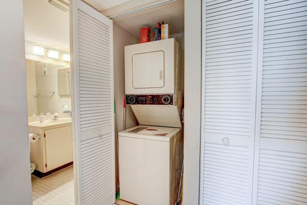 Huntington Lakes 5, 7260 Kinghurst Dr #104, Delray Beach, Florida 33446, image 1
