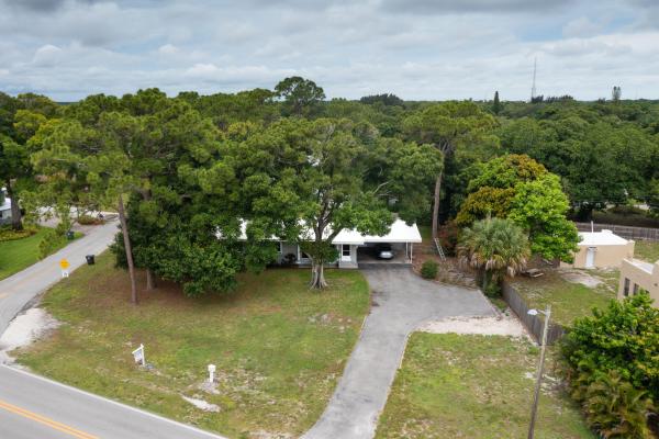 Maravilla, 3005 Sunrise Blvd, Fort Pierce, Florida 34982, image 2