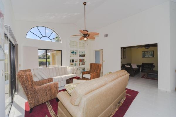 Cambridge At Aberdeen, 6948 Bitterbush Pl, Boynton Beach, Florida 33472, image 2