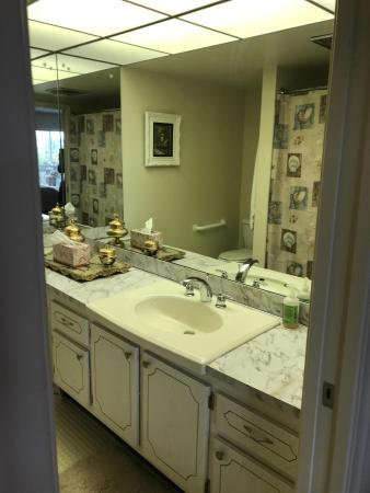 Wellington At Century Village, 310 Wellington A, West Palm Beach, Florida 33417, image 3