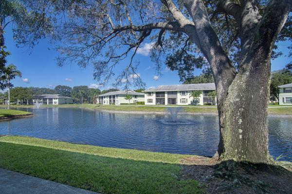 Sabal Ridge, 401 Sabal Ridge Cir #B, Palm Beach Gardens, Florida 33418, image 1