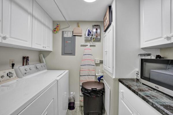 Pine Ridge South 2, 207 Pine Hov Cir #D-1, Greenacres, Florida 33463, image 1