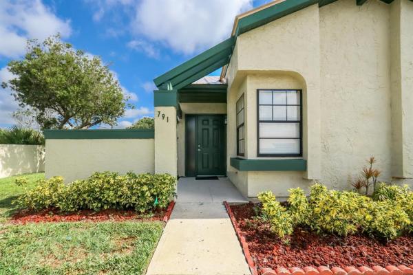 Villas Of Rosewood, 791 SW Claudia Ave, Port St. Lucie, Florida 34953, image 1