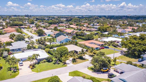 Lake Clarke Shores Residential, 7565 Palm Rd, Lake Clarke Shores, Florida 33406, image 1