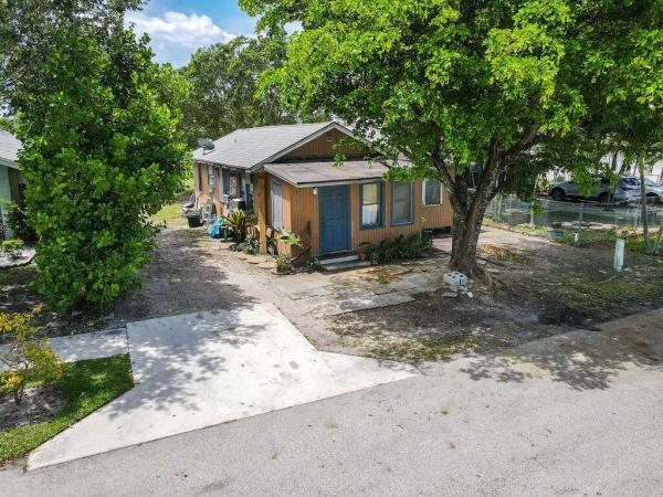 Southridge, 424 Southridge Rd, Delray Beach, Florida 33444, image 1