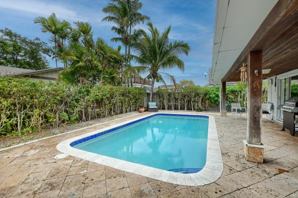 Gates Of Hillsboro, 4093 NW 1st Pl, Deerfield Beach, Florida 33442, image 1