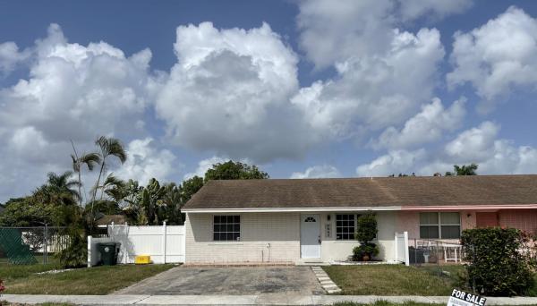 Palm Beach Villas, 4607 Gladiator Cir, Greenacres, Florida 33463, image 1
