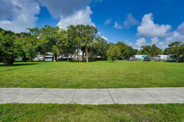 1707 S 31st St, Fort Pierce, Florida 34947, image 1