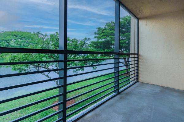 Golden Lakes Village, 150 Lake Nancy Ln #218, West Palm Beach, Florida 33411, image 3