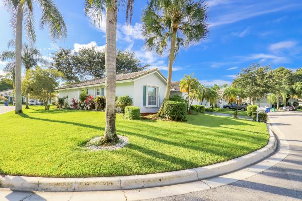 Pine Ridge Villas, 5487 Pine Ln, Coral Springs, Florida 33067, image 1