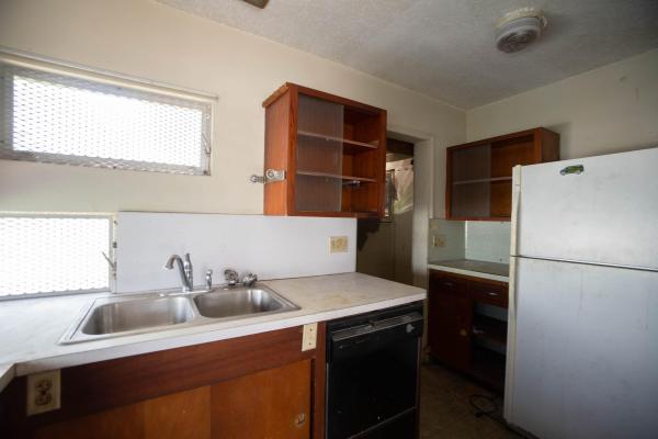 Parkway Place, 909 Boston Ave, Fort Pierce, Florida 34950, image 2