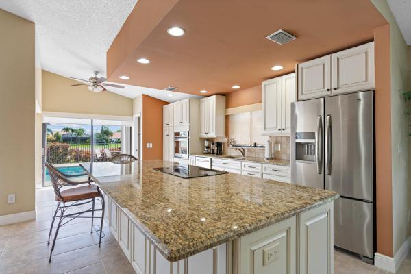 Boca Woods Country Club, 10690 Crystal Lake Dr, Boca Raton, Florida 33428, image 1