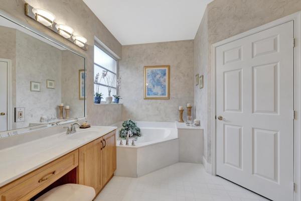 Majestic Isles, 5851 Seashell Ter, Boynton Beach, Florida 33437, image 2