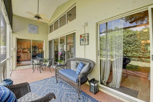 Lawrence Grove, 1027 Fairfax Cir W, Boynton Beach, Florida 33436, image 3