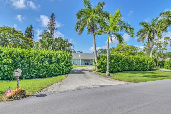 Legend Lake Estates, 9756 Saddle Ct, Lake Worth, Florida 33467, image 1