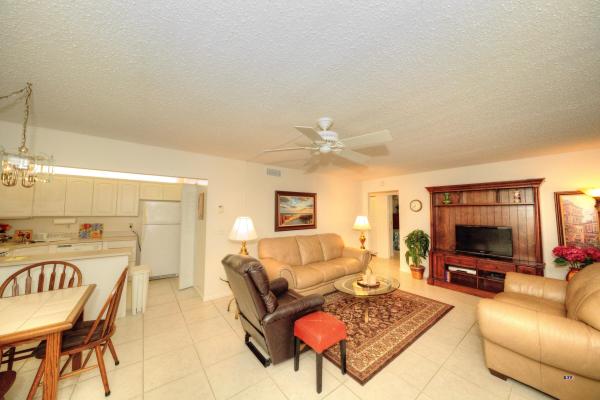 Pine Ridge South 3, 323 Knotty Pine Cir #D-1, Greenacres, Florida 33463, image 1