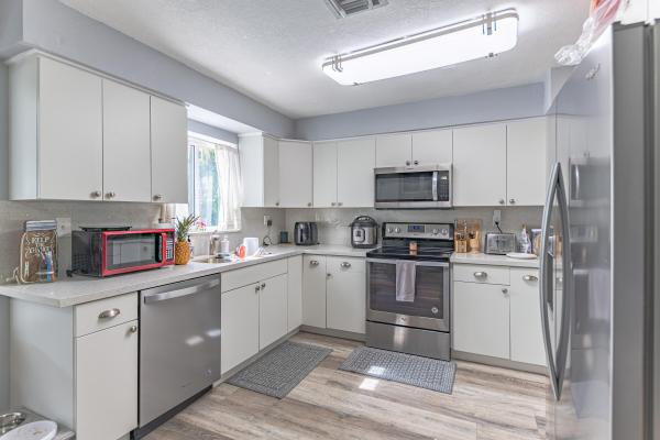 Lawn Acres, 315 S 57th Ave, Hollywood, Florida 33023, image 2