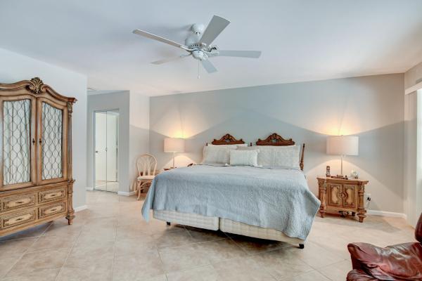Amesbury Circle Of Greenview Shores 2, 2087 Portland Ave, Wellington, Florida 33414, image 1