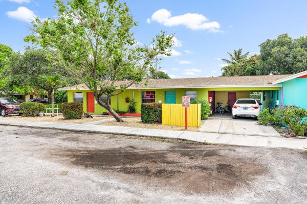 Lake Worth Town, 901 S L St, Lake Worth Beach, Florida 33460, image 1