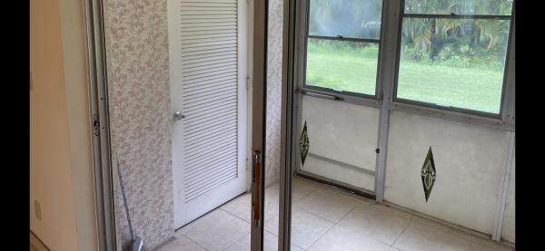 Crosley At Cresthaven Villas, 2900 Crosley Dr E #H, West Palm Beach, Florida 33415, image 2