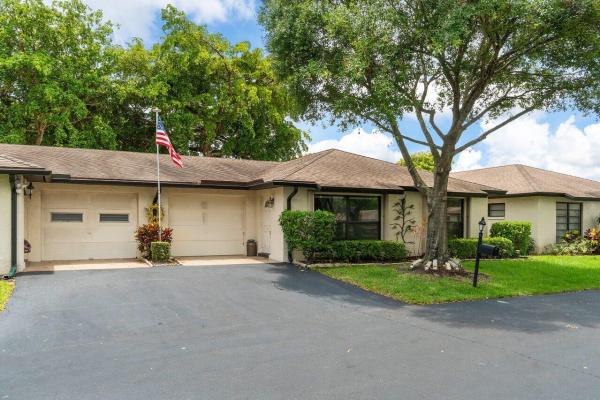 Greentree Villas, 4731 Storkwood Ln #B, Boynton Beach, Florida 33436, image 2
