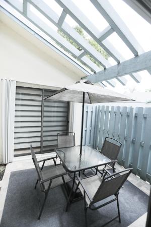 River Oaks, 9193 SW 20th St #F, Boca Raton, Florida 33428, image 2