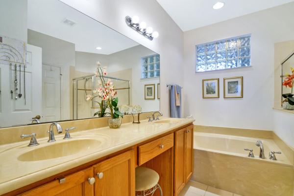 Mayfair At Wellington, 2106 Wingate Bnd, Wellington, Florida 33414, image 3