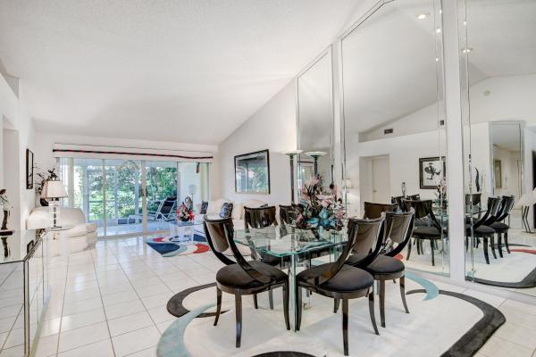 Emerald Pointe, 7906 Lake Sands Dr, Delray Beach, Florida 33446, image 2