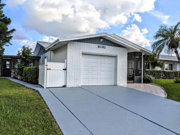 Delray Villas 4 & 5, 6182 Lasalle Rd, Delray Beach, Florida 33484, image 2