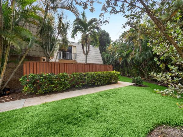 Embassy Park, 1700 Embassy Dr #308, West Palm Beach, Florida 33401, image 2