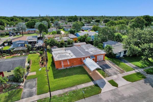 Boulevard Heights, 310 N 70th Ter, Hollywood, Florida 33024, image 2