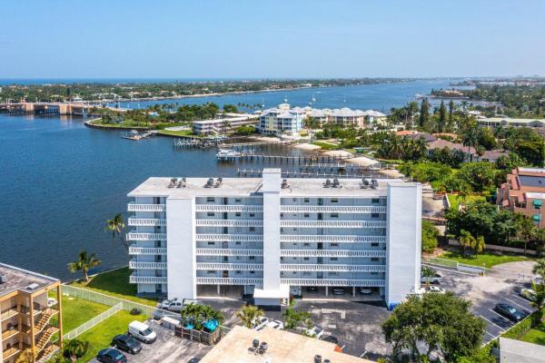 South Sea Islander, 231 E Lantana Rd #401, Lantana, Florida 33462, image 1