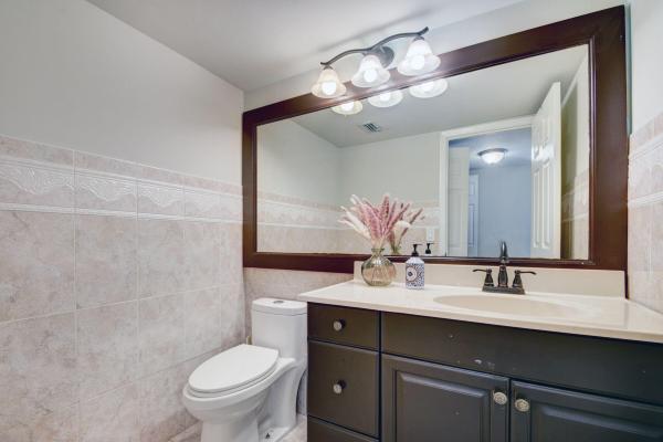 Lake Colony, 4011 Palm Bay Cir #B, West Palm Beach, Florida 33406, image 1