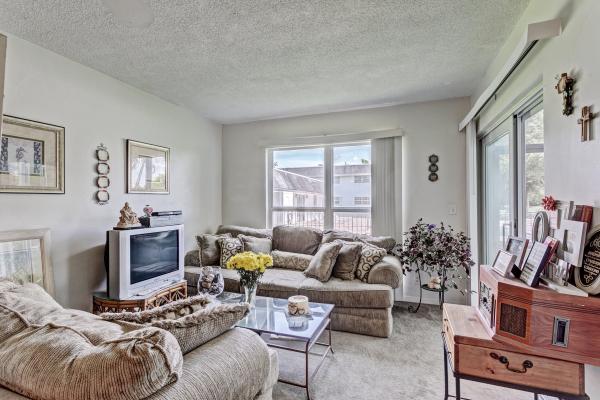 Palm Garden Apartments, 10249 N Military Trl #102, Palm Beach Gardens, Florida 33410, image 2