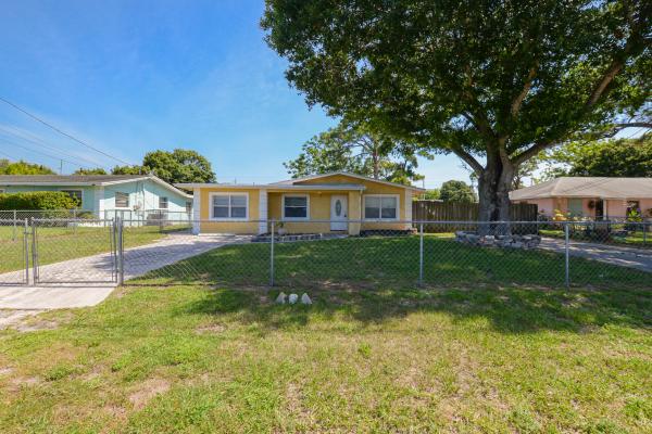 2710 Dunbar St, Fort Pierce, Florida 34951, image 1