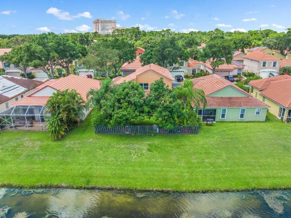 Dorado At Woodbine, 4119 Dakota Pl, Riviera Beach, Florida 33418, image 2