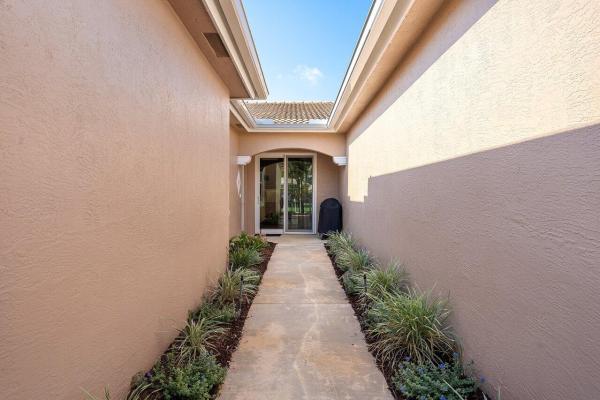 Somerset At Andros Isle, 8604 Lineyard Cay, West Palm Beach, Florida 33411, image 3
