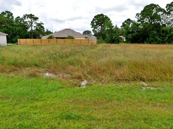 Torino, 5521 NW Downs St, Port St. Lucie, Florida 34986, image 2